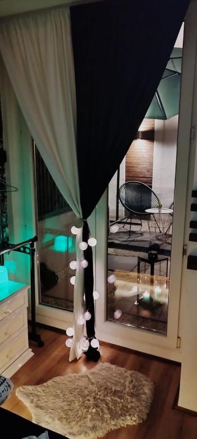 Studio Apartman Black & White Centar Sarajevo Free Parking Exterior foto